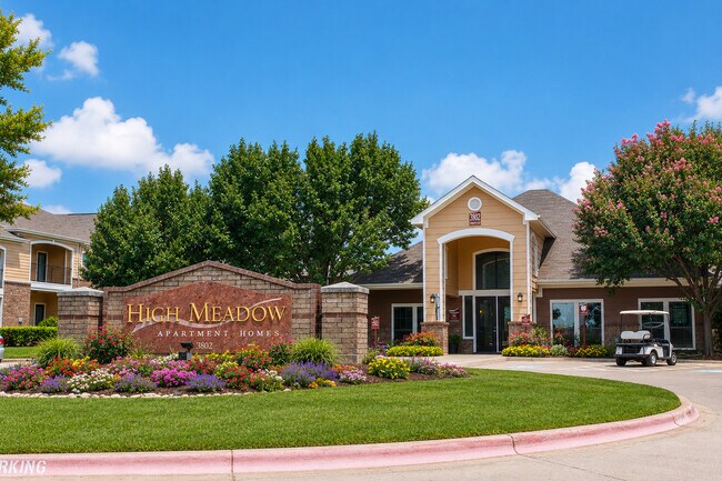Foto del edificio - High Meadow Apartments