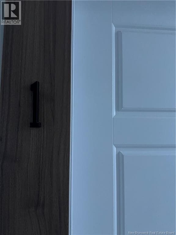 Photo du bâtiment - 96 Purdy Ave