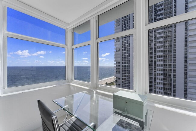 Foto del edificio - 1360 S Ocean Blvd