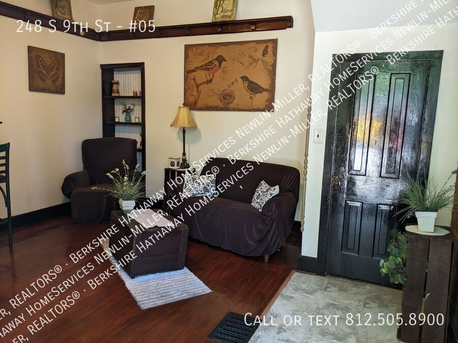 Foto del edificio - Cute 1 Bedroom Close to Campus