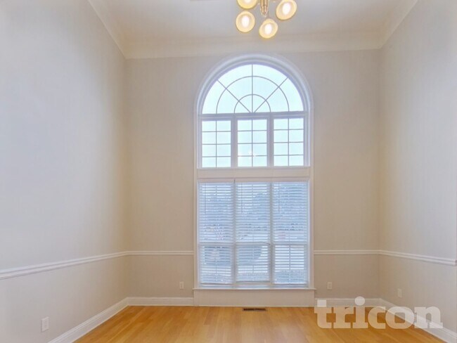 Building Photo - 4325 Foxfire Ct