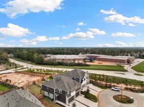 Building Photo - 631 Silver Pear Ct