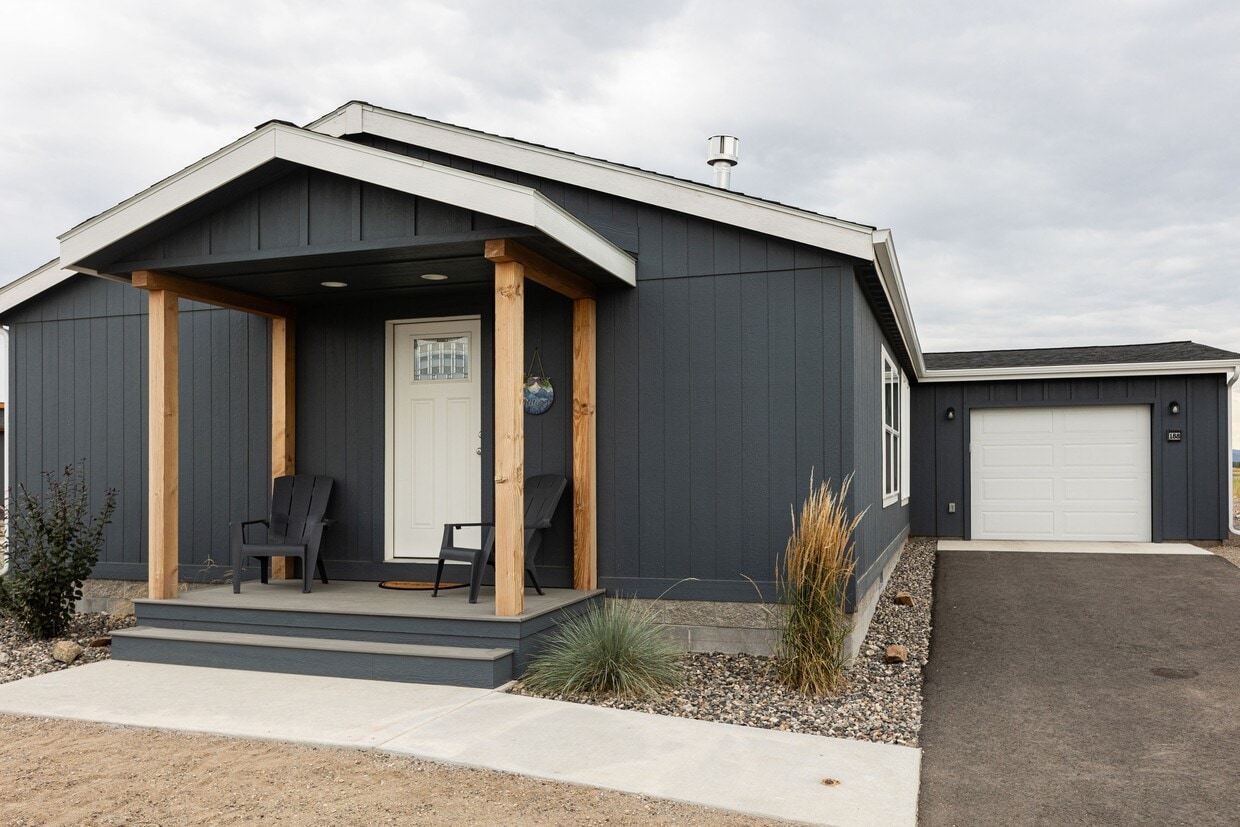 Foto principal - 188 Walleye Rd