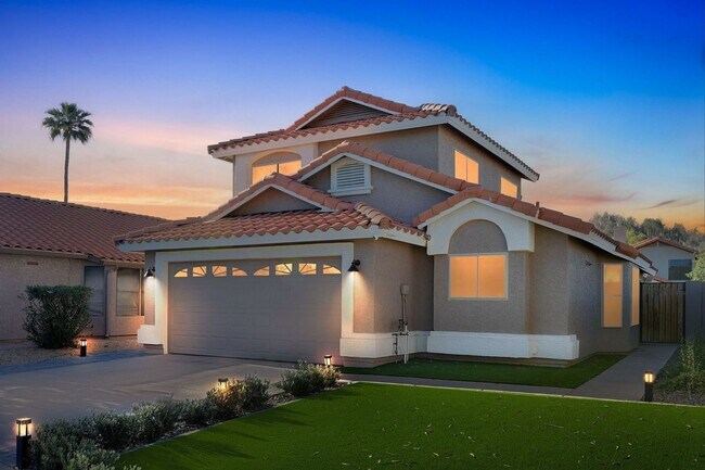 Foto del edificio - 8807 E Dahlia Dr