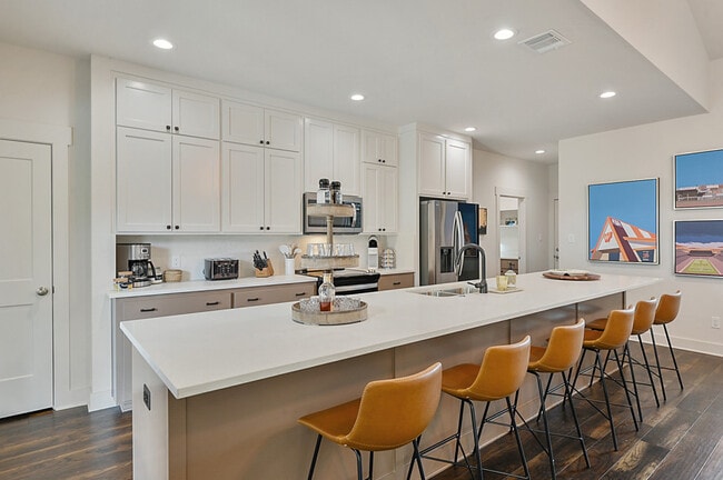 Foto del edificio - 401 W Brookside Dr