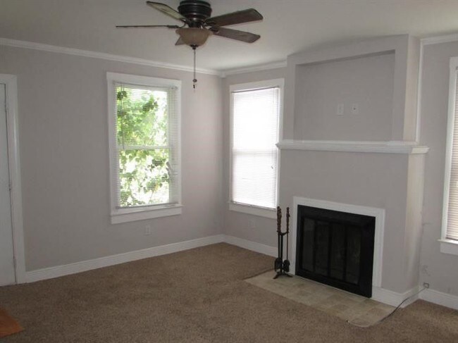 Foto del edificio - Charming 2 Bedroom 1 Bath Tampa Bungalow