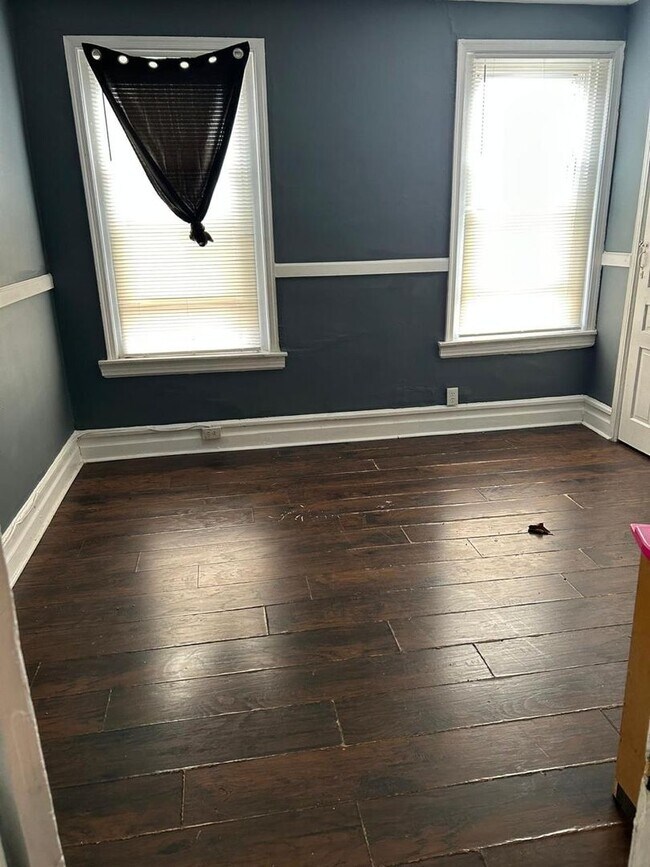 Foto del edificio - 3128 N Darien St