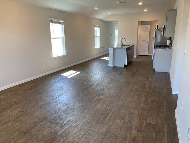 Building Photo - 211 Hamilton Pool Ln
