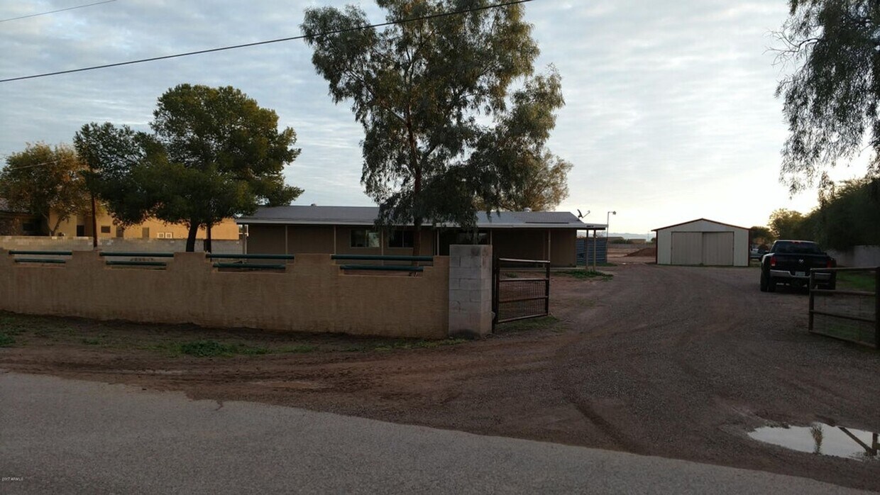 Primary Photo - SHORT TERM HORSE PROPERTY RENTAL