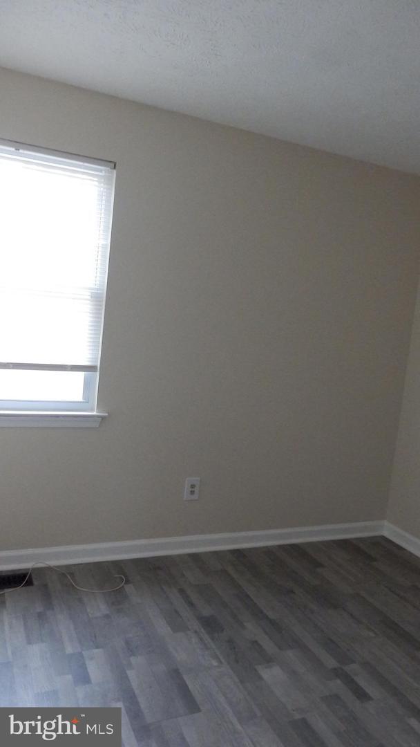 Foto del edificio - 7814 Edgewood Ave