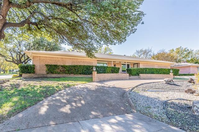Building Photo - 6505 Calmont Ave