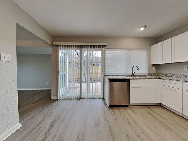 Foto del edificio - 5048 S Colony Blvd