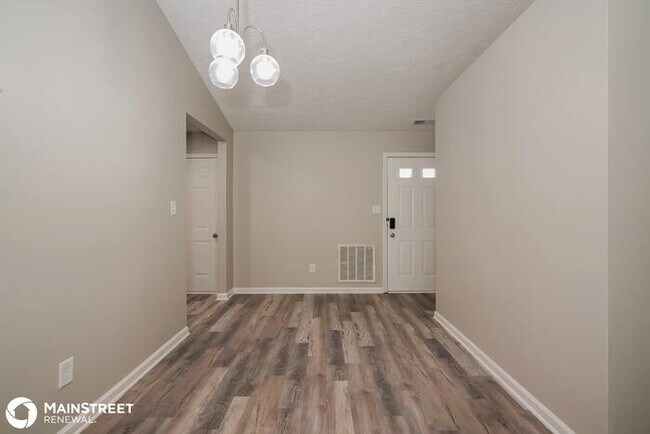 Building Photo - 5040 W TROY AVE, INDIANAPOLIS, IN 46241