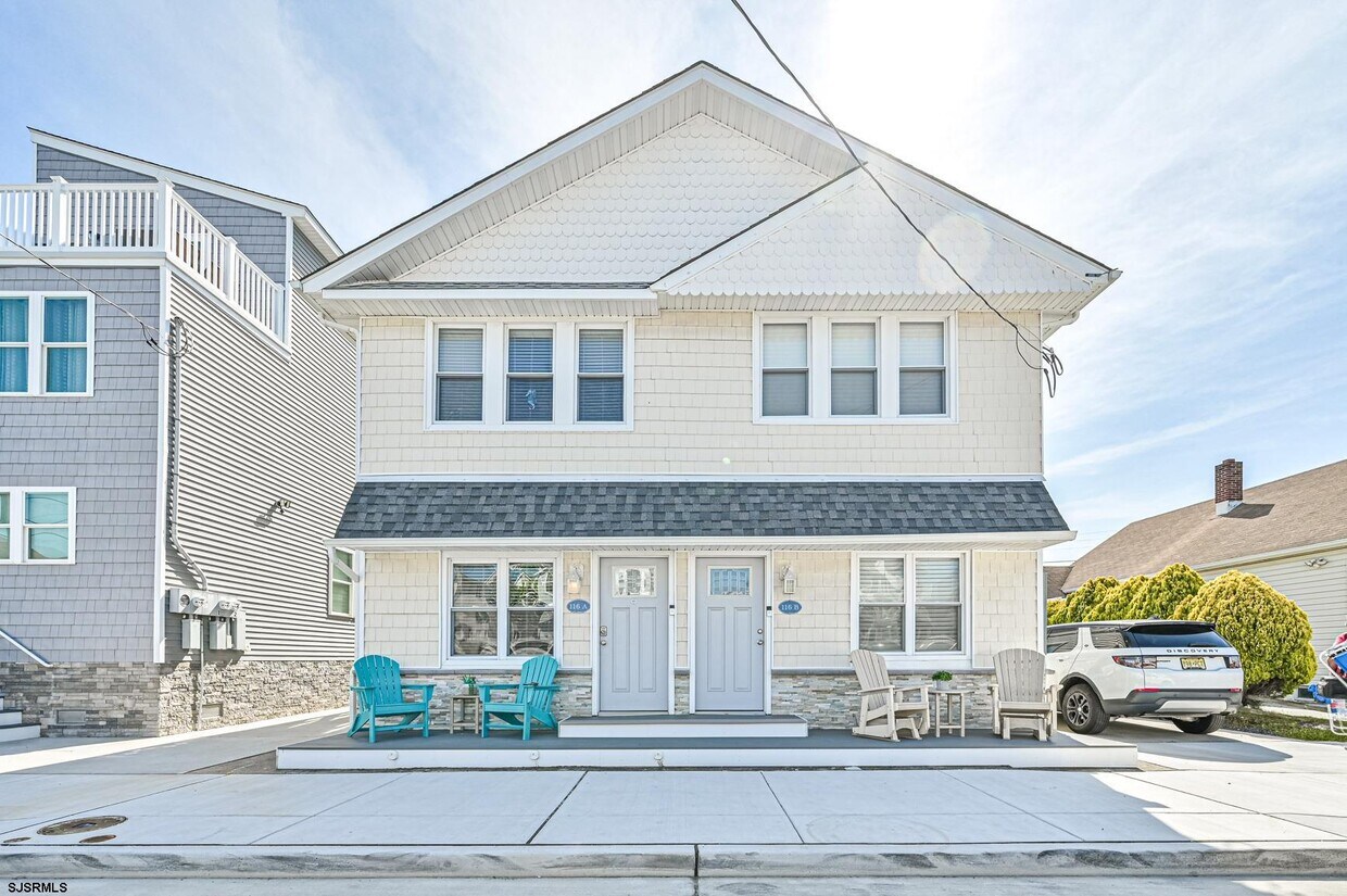 Primary Photo - 116A N Baltimore Ave