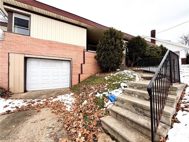 Building Photo - 1635 Goodyear Blvd