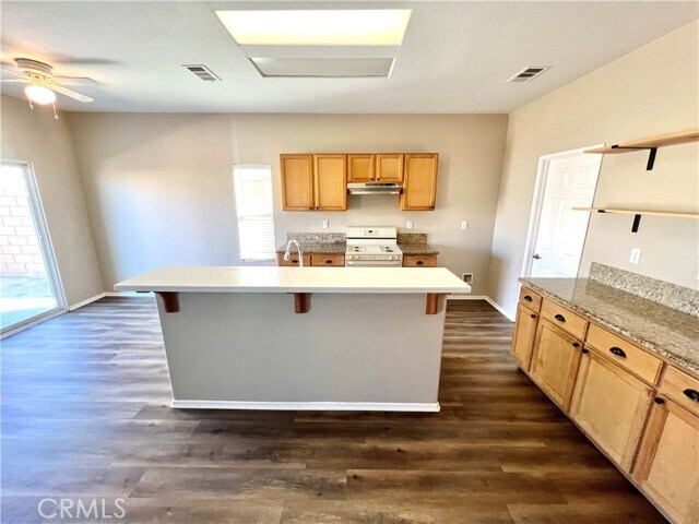 Foto del edificio - 13561 Fullerton Ln