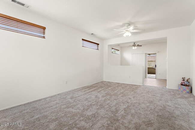 Building Photo - 16115 W Acacia Ct