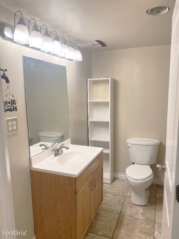 Building Photo - 3 br, 2 bath House - 7687 S 1650 E 2 Unit 2