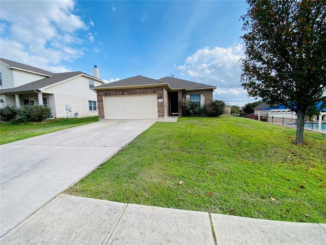 1652 Amberwood Loop, Kyle, TX 78640 House Rental in Kyle, TX