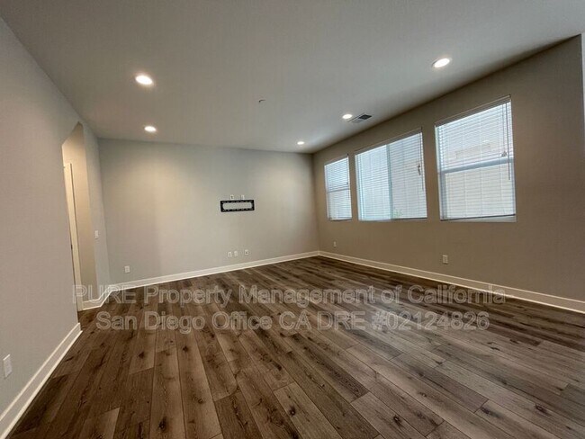 Foto del edificio - 1714 Pilot Peak Ave