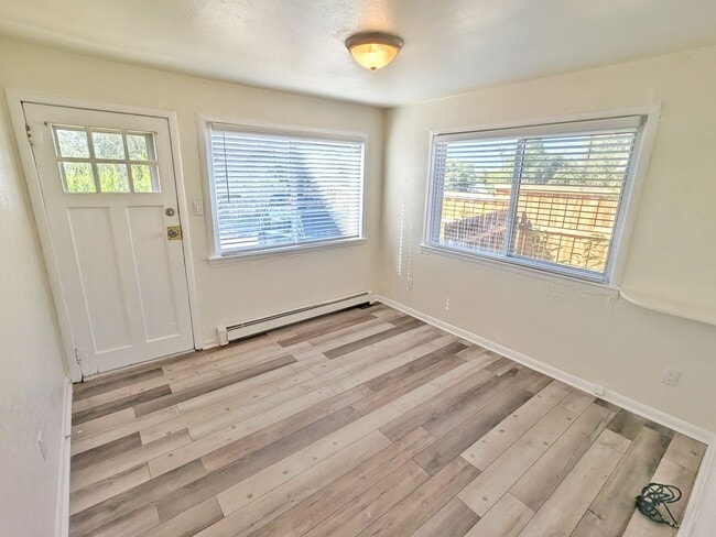 Building Photo - 2354 E San Rafael St