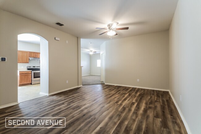 Building Photo - 204 Freedom Trl