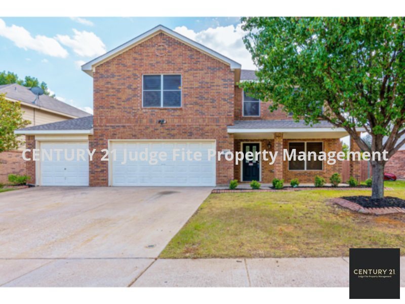 Fantastic 2Story 4/3/3 in Keller ISD For House for Rent in Fort