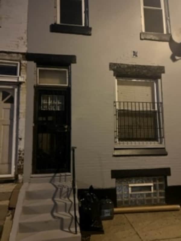 Building Photo - 1313 W Rush St