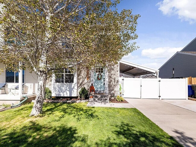 Building Photo - Available Now!