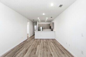 Interior Photo - Venture Apartments