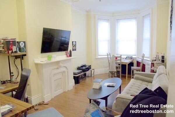 Primary Photo - 1 Wigglesworth St