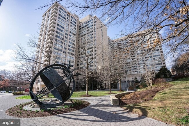 Foto del edificio - 4515 Willard Ave