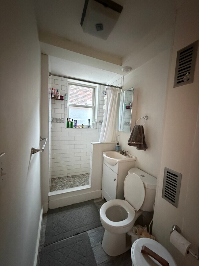 Foto del edificio - 220 Hanover St