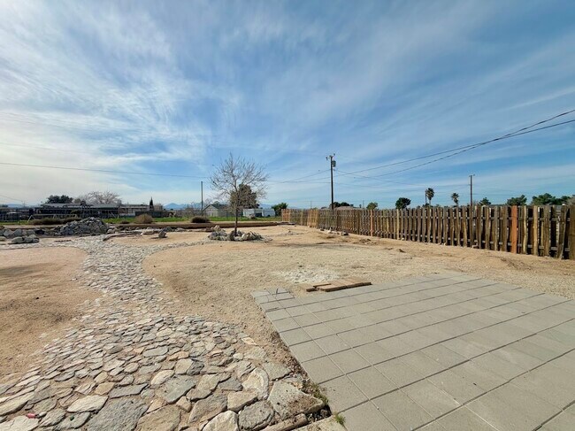 Foto del edificio - 10784 Cochiti Rd