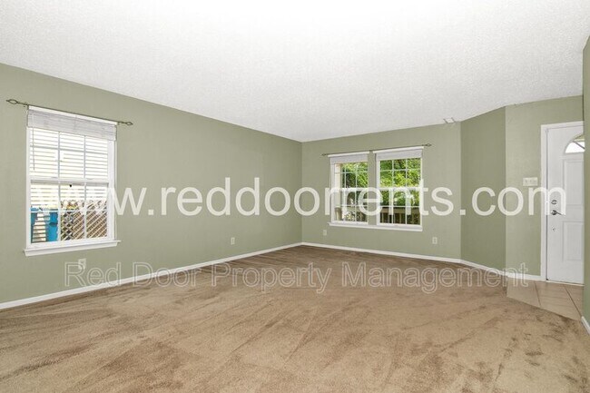 Foto del edificio - 10191 Holly Berry Cir