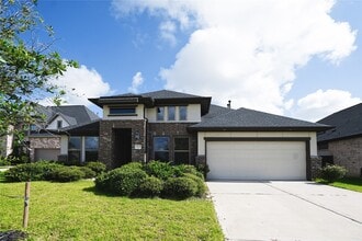 Building Photo - 29034 Canyon Oak Dr