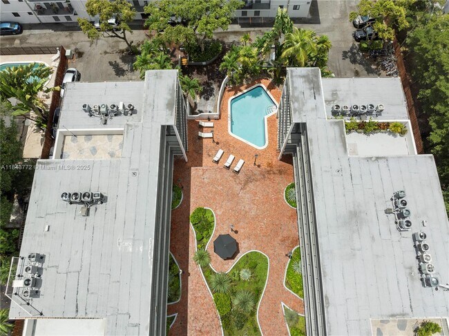 Foto del edificio - 2924 Day Ave