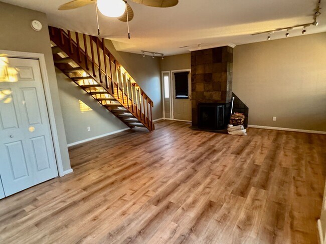 Foto del edificio - 3BR/2BA in North Beach Condos on Shore Drive Near Chic's Beach!