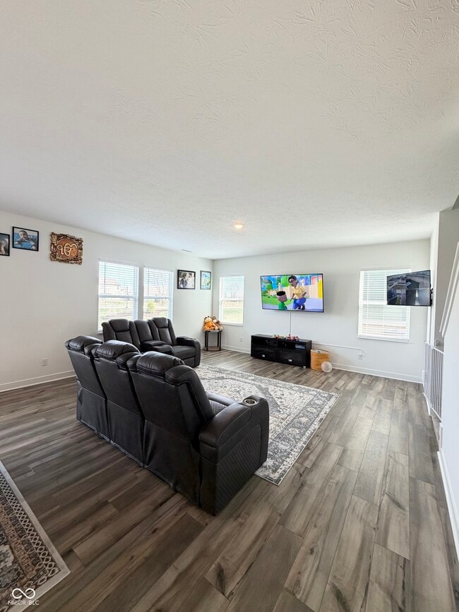 Building Photo - 1208 Taggart Wy