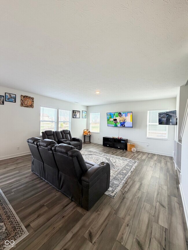 Foto del edificio - 1208 Taggart Wy