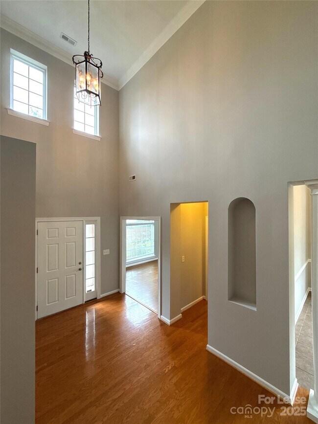 Building Photo - 1113 Cooper Ln