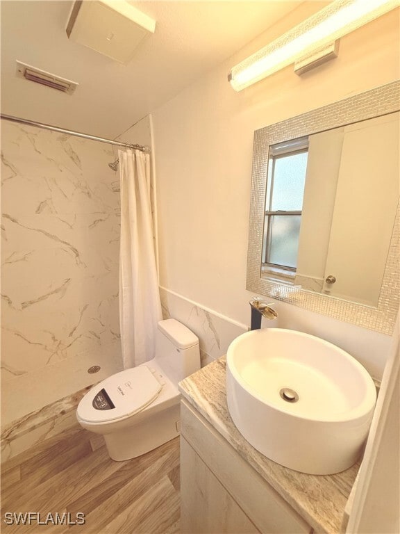 Foto del edificio - 12666 Kenwood Ln