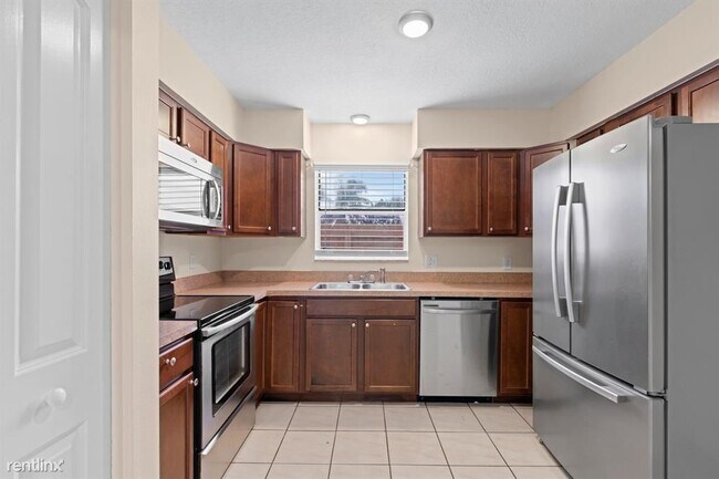 Foto del edificio - 4 br, 2 bath House - 1120 Grand Duke Way
