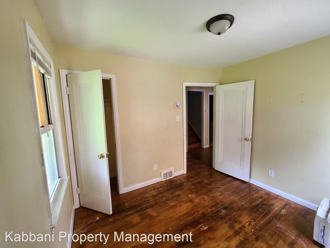 Building Photo - 3 br, 1.5 bath House - 16166 Biltmore