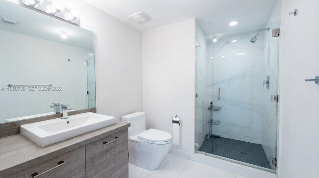 Building Photo - 400 Sunny Isles Blvd