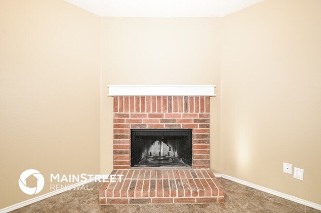 Building Photo - 14802 Canyon Ridge Dr