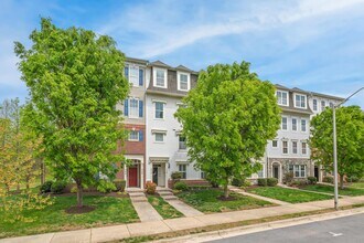 Building Photo - 308 Orchard Ridge Dr