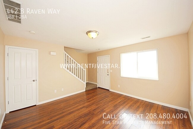 Foto del edificio - Townhome Available in Chubbuck! Visit rent...