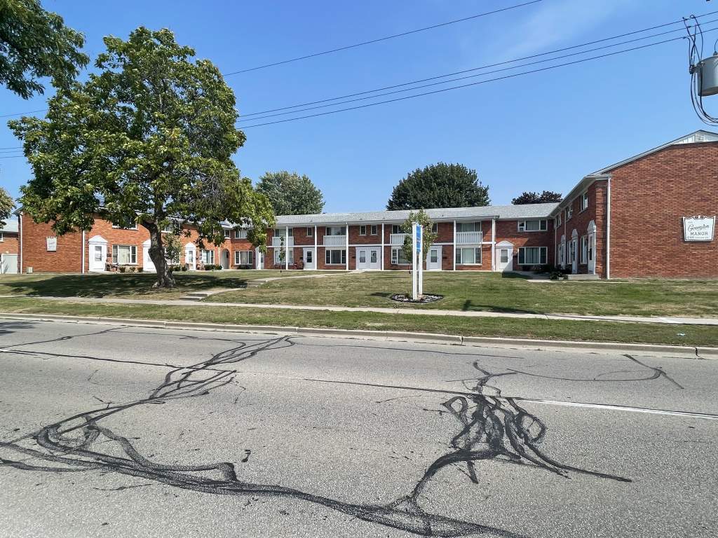 Primary Photo - La Provincial Townhomes