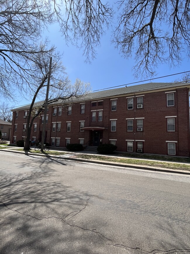 Building Photo - 2537 N 49th St